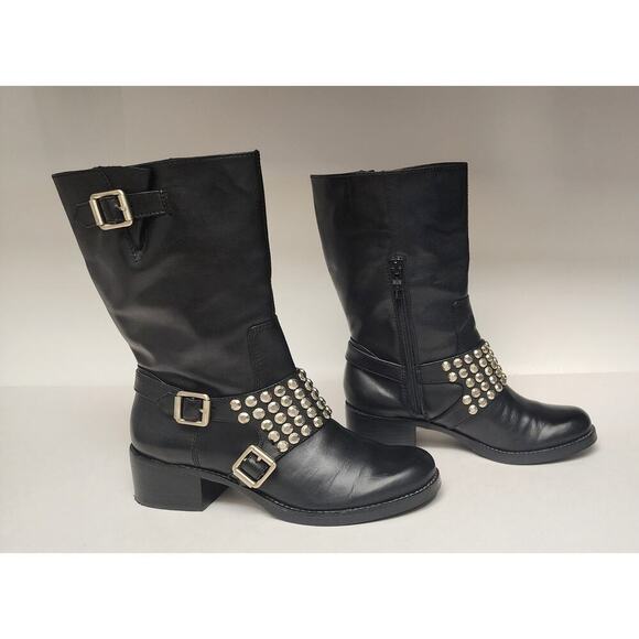 BCBGeneration BC-Halen Black Leather Studded Buckle Boots

7B/37 - Picture 3 of 14